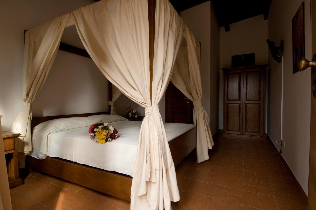 Azienda Agricola Sinisi Farm stay *