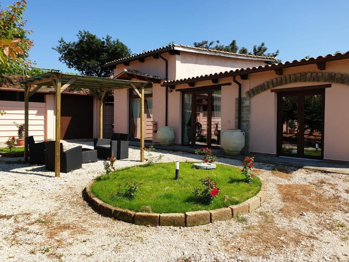 Azienda Agricola Sinisi Farm stay *